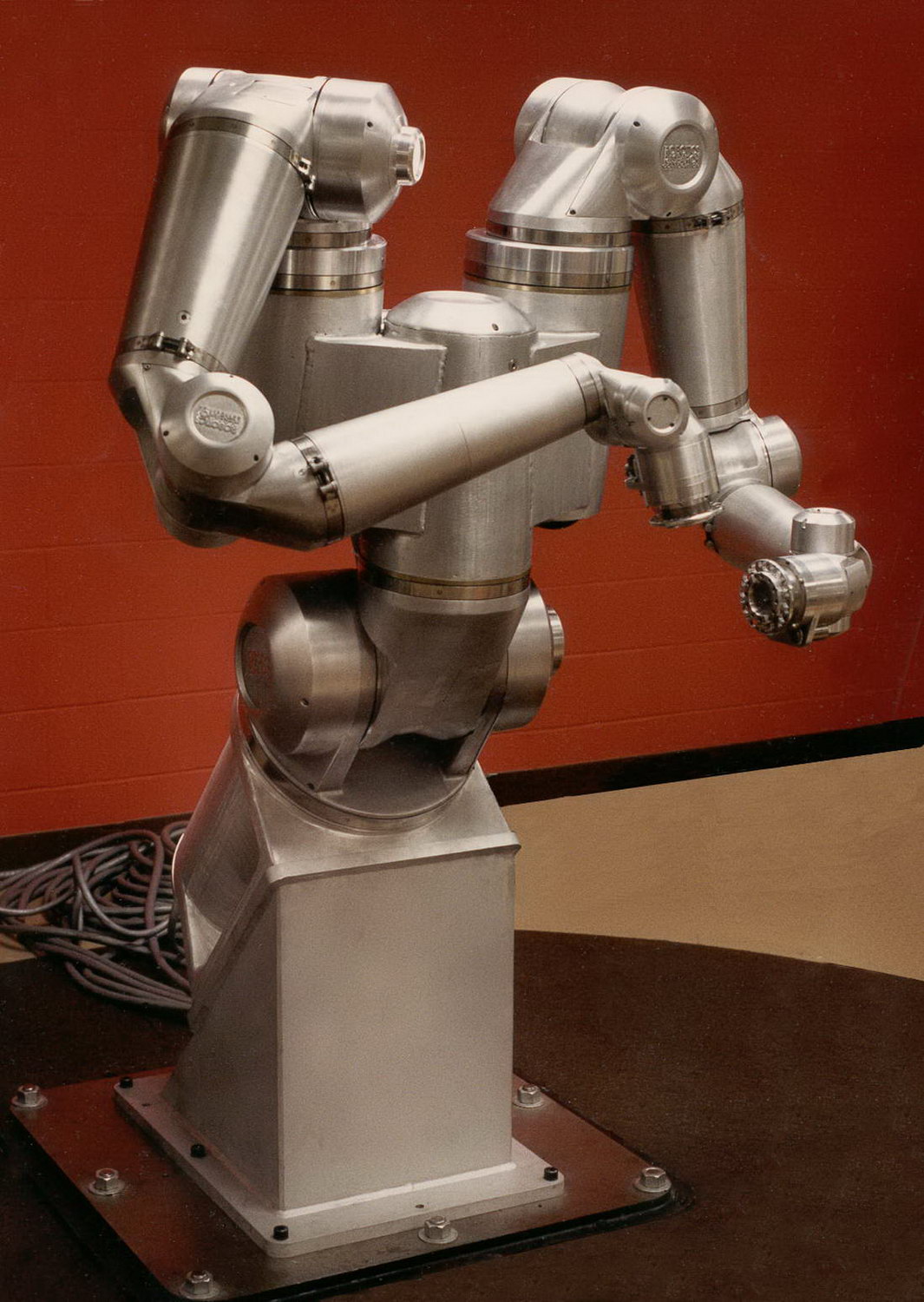 17 Degree-of-freedom Robot